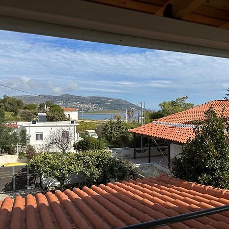 Seaside Luxury Apartments Porto Rafti Bagian luar foto